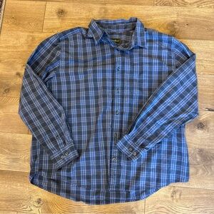 Eddie Bauer Classic Fit Plaid Button Down Shirt Men's XL Blue EUC 100% Cotton